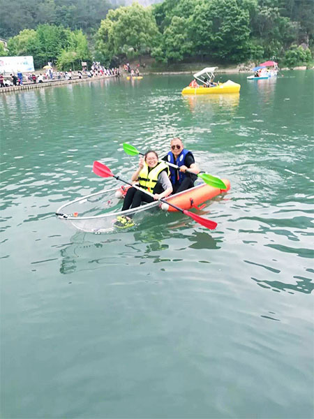 Tansparence leisure boat