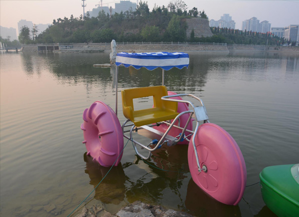 water tricycle bike